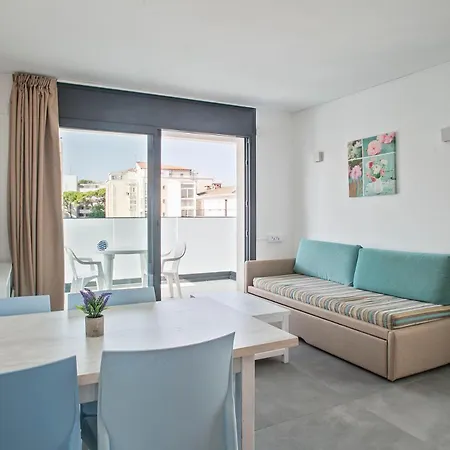 Apartament Inter *